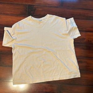 Old navy tan tee